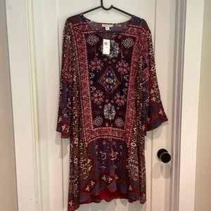Women’s large wine multi color dress, with camisole dress underneath.